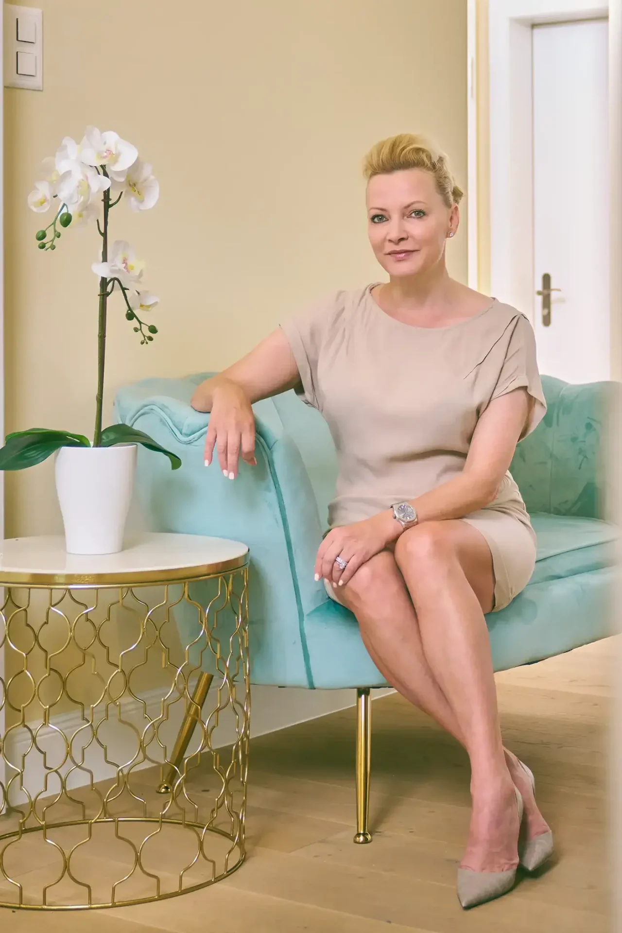 Dr. Anna Erat, Medisch Arts