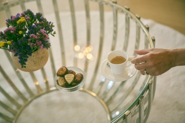 Paracelsus Recovery therapiekamer met comfortabele zitplaatsen en natuurlijk licht
