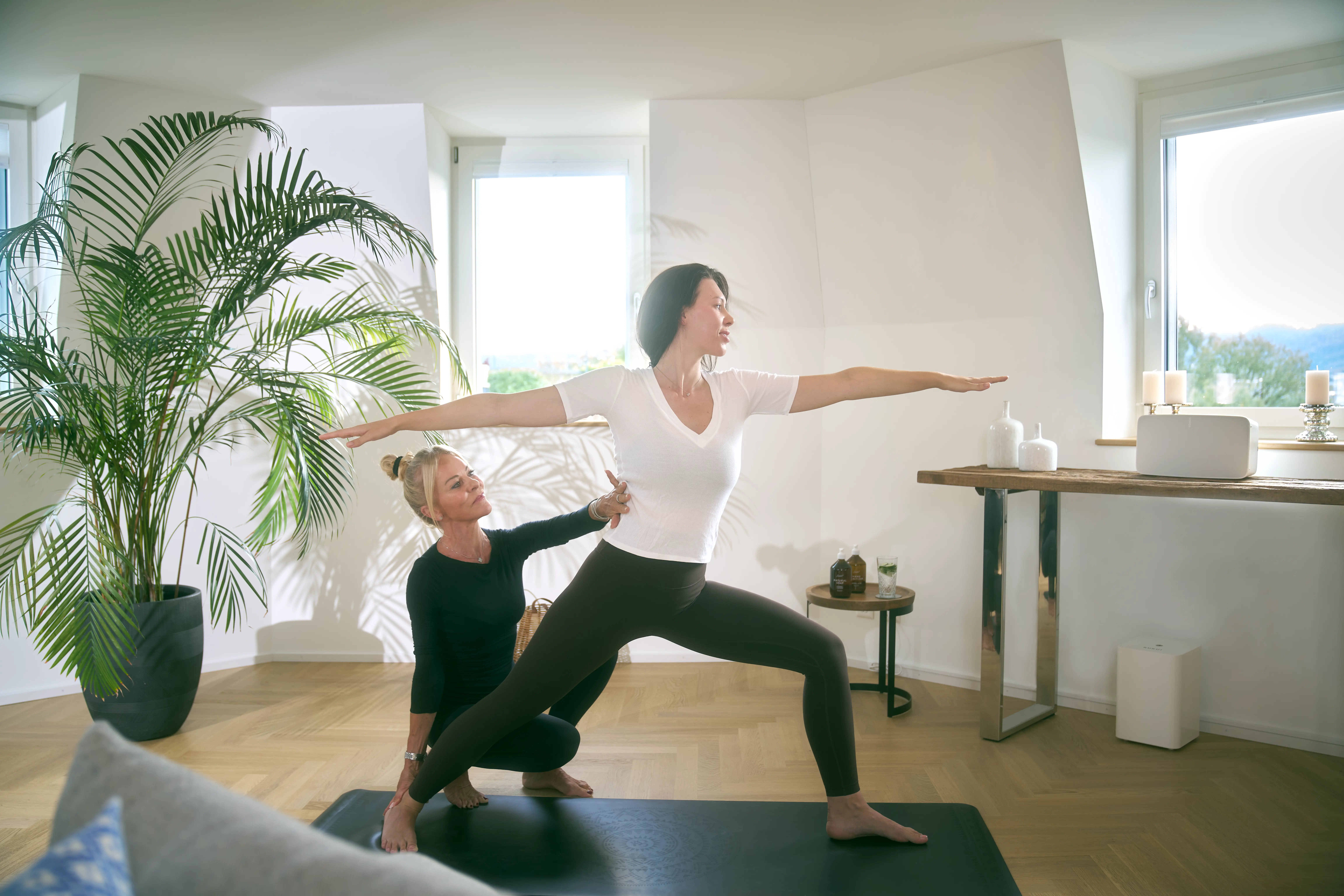 Yogatherapie sessie bij Paracelsus Recovery