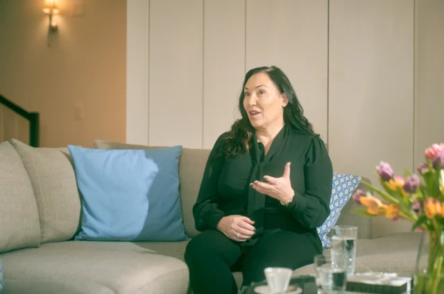 Toegewijde therapeut die één-op-één ondersteuning biedt