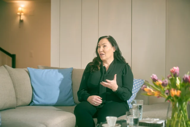 Toegewijde slaapspecialist die persoonlijke zorg biedt bij Paracelsus Recovery