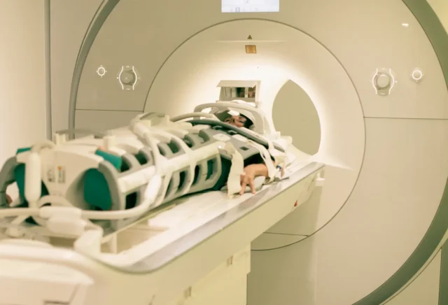 Toegewijd klinisch team dat holistische artritisondersteuning biedt