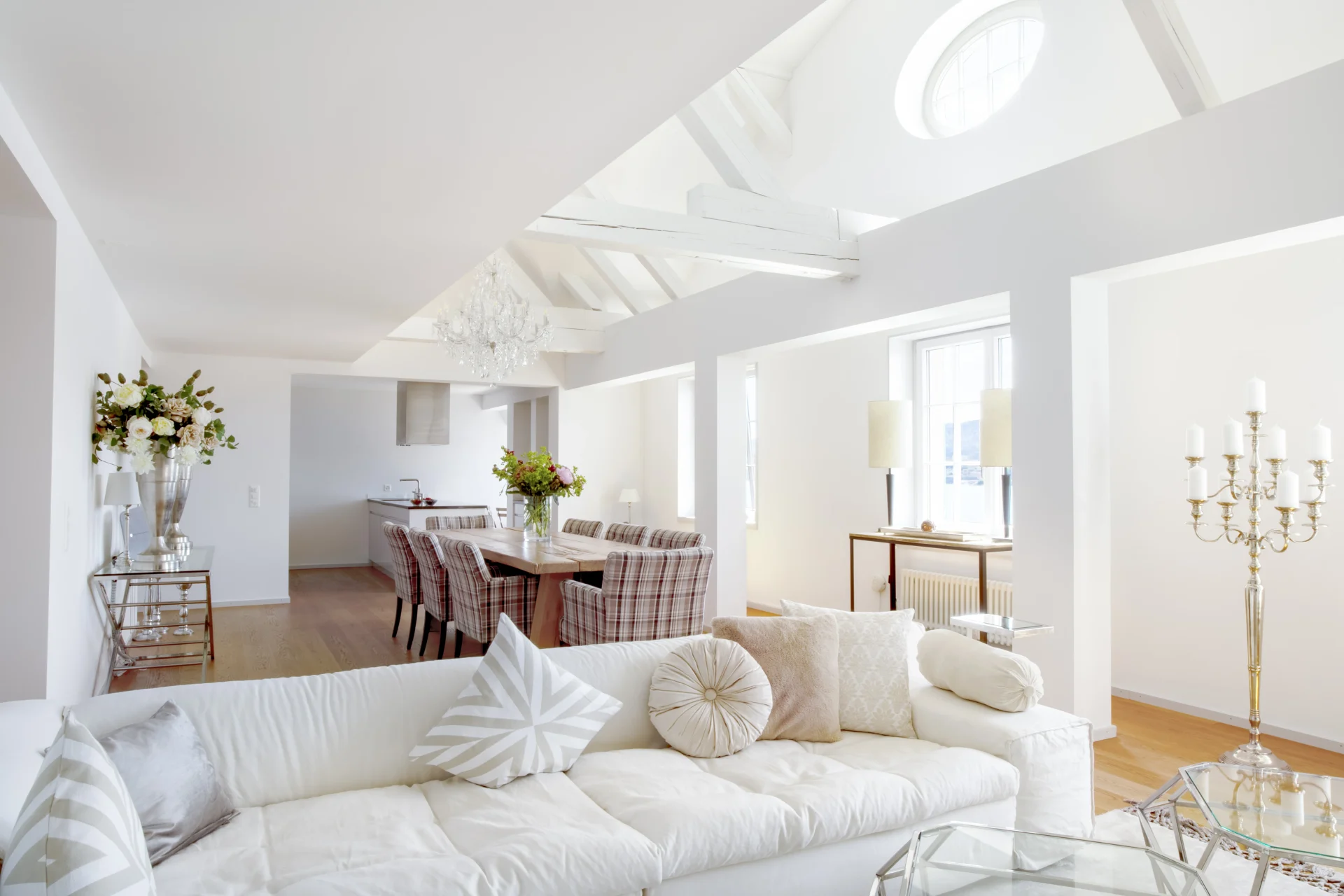 Ruime woonkamer in het Equilibria verblijf