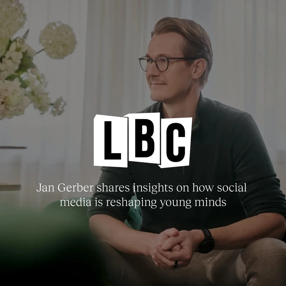 Jan Gerber deelt inzichten over hoe sociale media jonge geesten hervormt